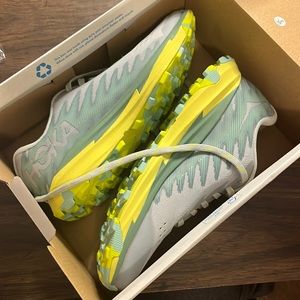 HOKA TORRENT 3 SNEAKERS SIZE 7